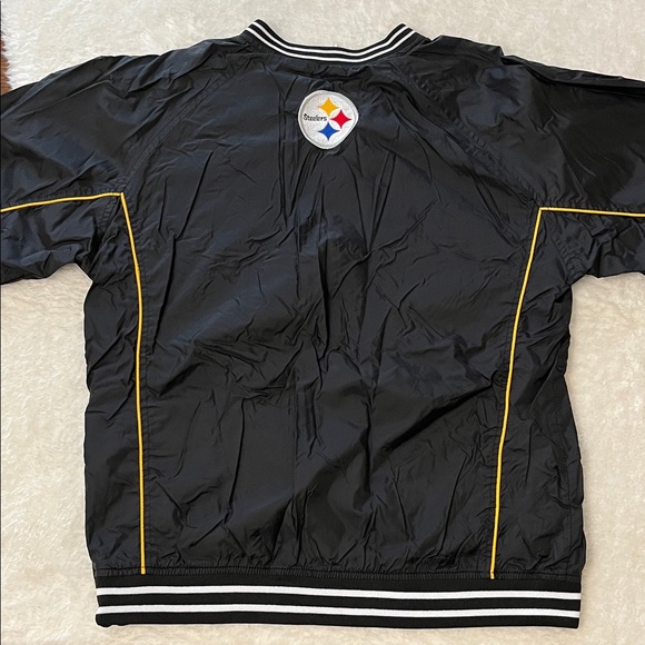 NFL Youth Pittsburgh Steelers Windbreaker Jacket - Picture 8 of 10